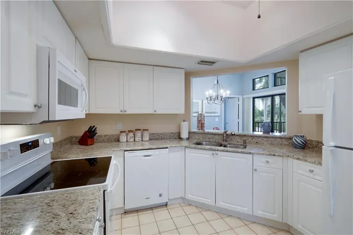 6525 Valen WAY # 201, NAPLES FL 34108