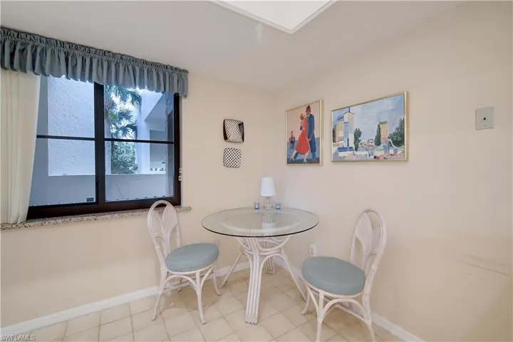6525 Valen WAY # 201, NAPLES FL 34108