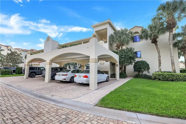 6525 Valen WAY # 201, NAPLES FL 34108