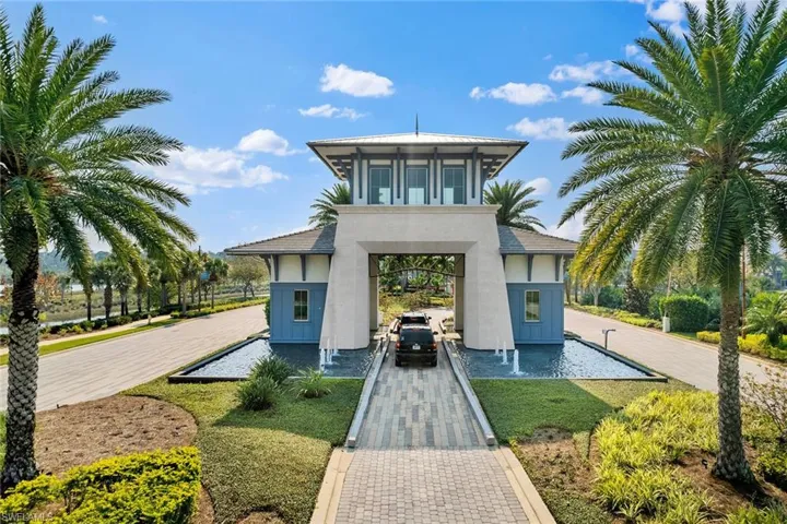 6887  Saona  CT, Naples, FL 34113