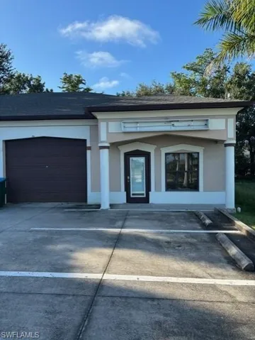 1706 Ne 10th Ter, Cape Coral, Florida 33909