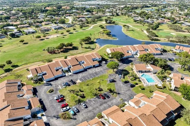 462  Bristle Cone  LN, Naples, FL 34113