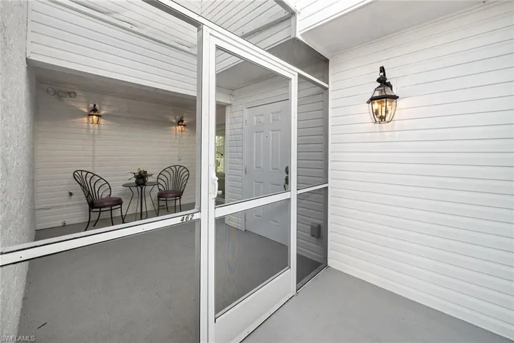 462  Bristle Cone  LN, Naples, FL 34113