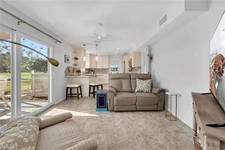 462  Bristle Cone  LN, Naples, FL 34113