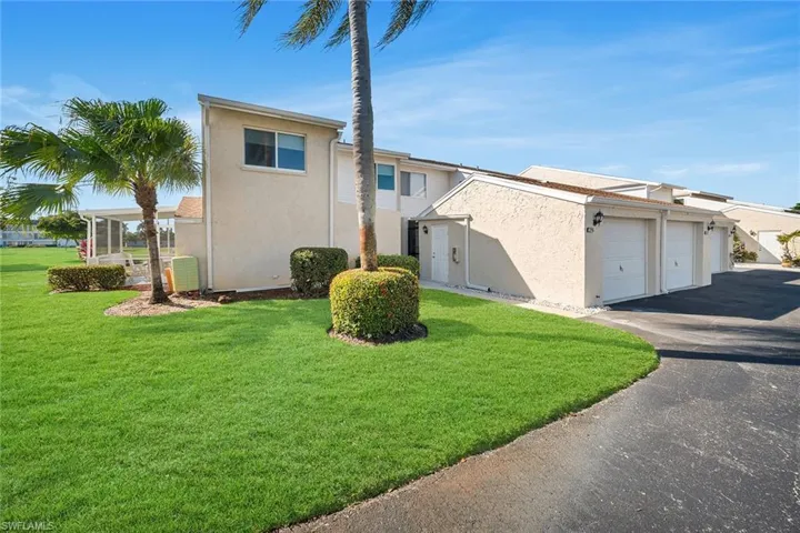 462  Bristle Cone  LN, Naples, FL 34113