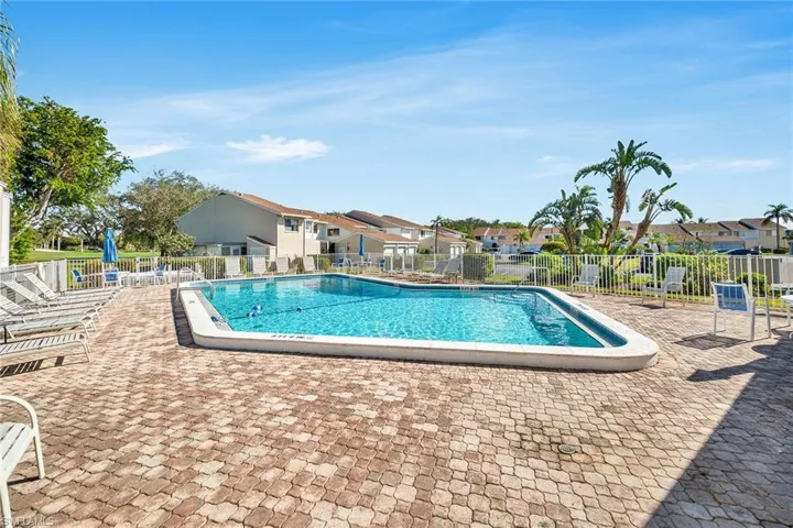 462  Bristle Cone  LN, Naples, FL 34113