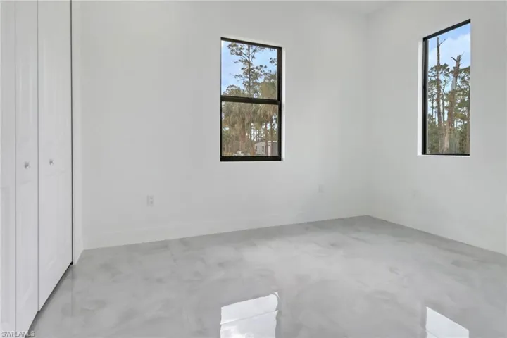 4808  14th SE AVE, Naples, FL 34117