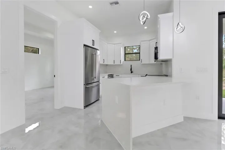 4808  14th SE AVE, Naples, FL 34117