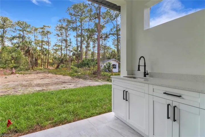 4808  14th SE AVE, Naples, FL 34117