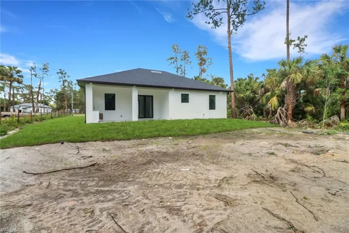 4808  14th SE AVE, Naples, FL 34117