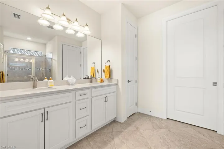 12022 Westmoreland Way, Fort Myers Fl 33913