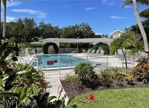 800 Golf Dr S 104, Naples, Florida 34102