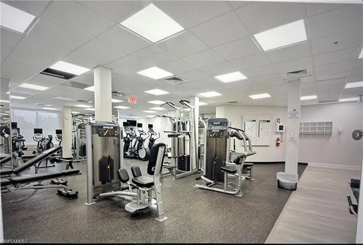1310  Sweetwater  CV, Naples, FL 34110