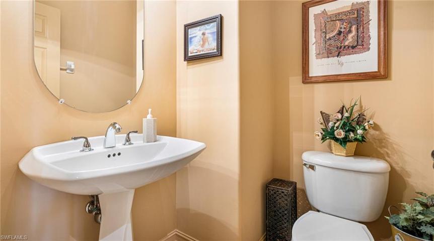 Powder room