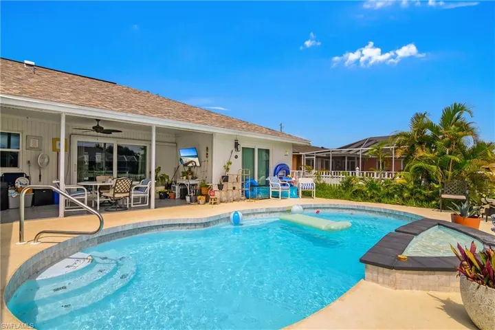 257 Bunker Rd, Rotonda West, Florida 33947