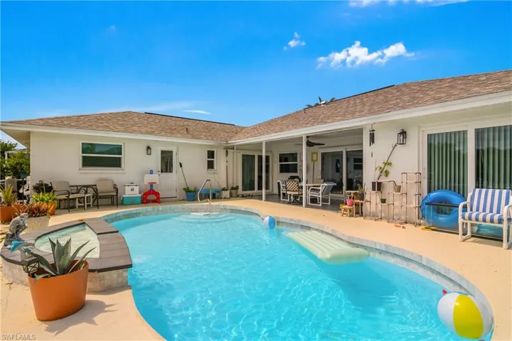 257 Bunker Rd, Rotonda West, Florida 33947
