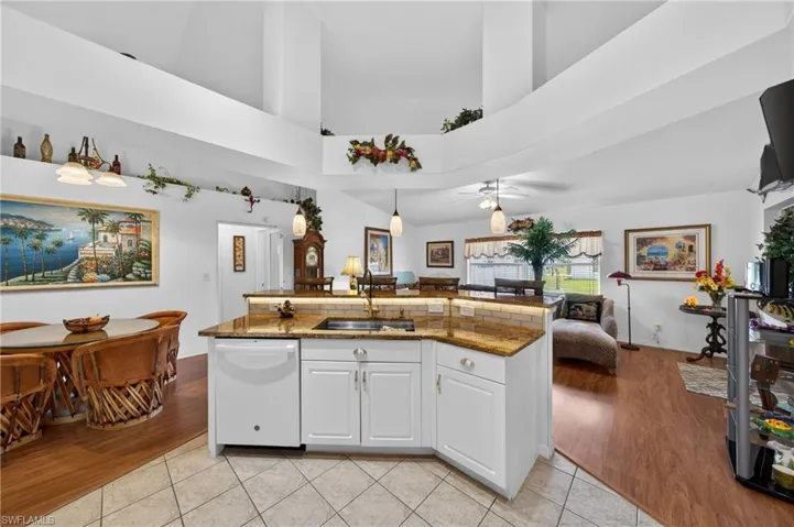 3437 Ne 9th Pl, Cape Coral, Florida 33909
