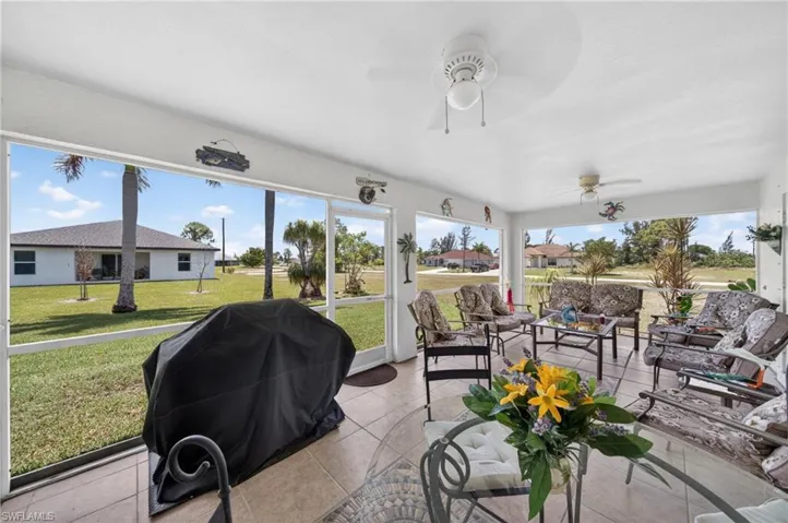 3437 Ne 9th Pl, Cape Coral, Florida 33909
