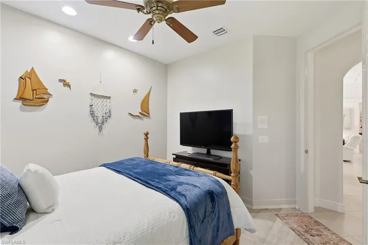 9277 Springview Loop, Estero, Florida 33928