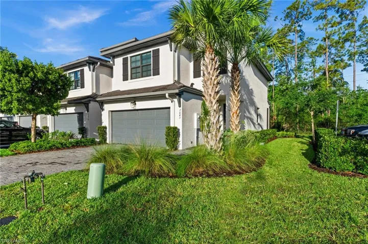 7643  Morgan  WAY, Naples, FL 34119