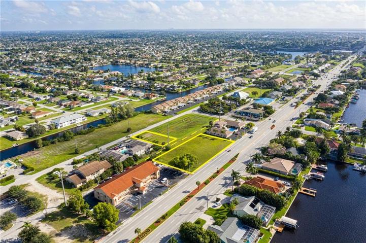 601  Cape Coral W PKY, CAPE CORAL, FL 33914