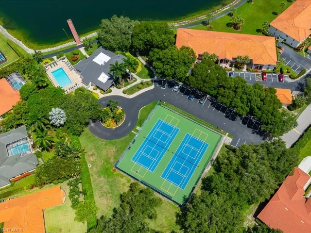 Berkshire Lakes Community Pool, Clubhouse and Tennis/Pickleball Courts
