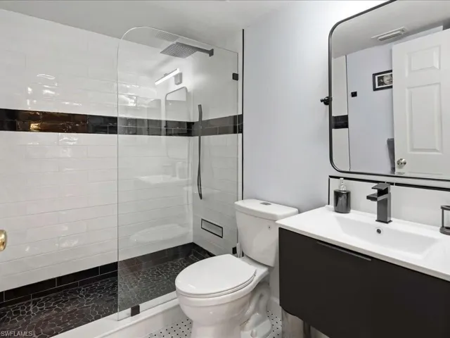 Updated Master Bathroom