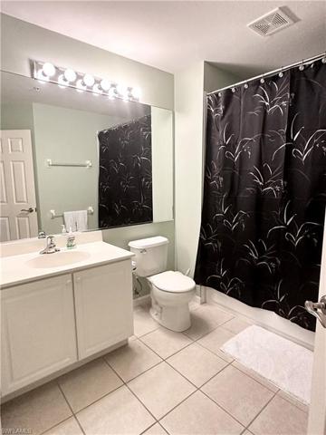 940  Hampton  CIR, Naples, FL 34105