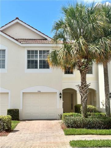 940  Hampton  CIR, Naples, FL 34105