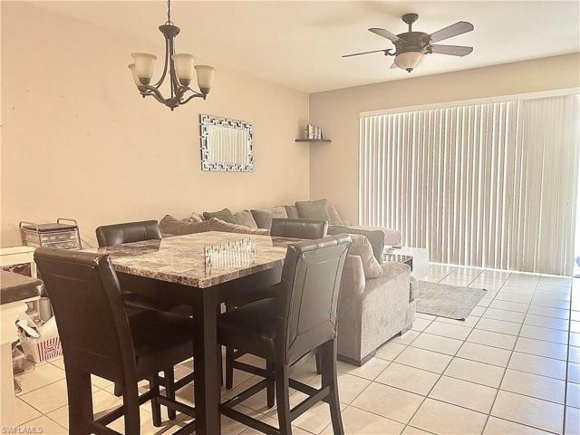 940  Hampton  CIR, Naples, FL 34105