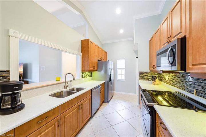 Quartz Kitchen Countertops