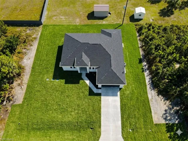 1214 Hibiscus Ave, Lehigh Acres, Florida 33972