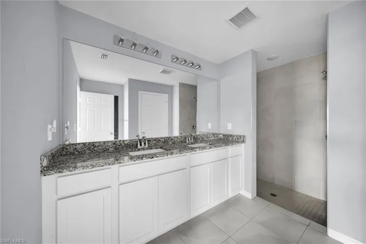 2619 Nw 24th Pl, Cape Coral, Florida 33993