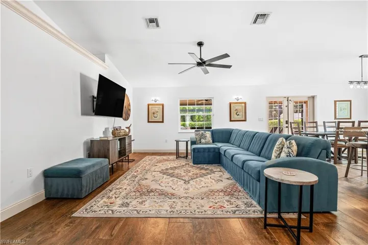 36 5th St, Bonita Springs, Florida 34134