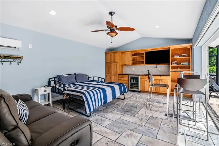 36 5th St, Bonita Springs, Florida 34134