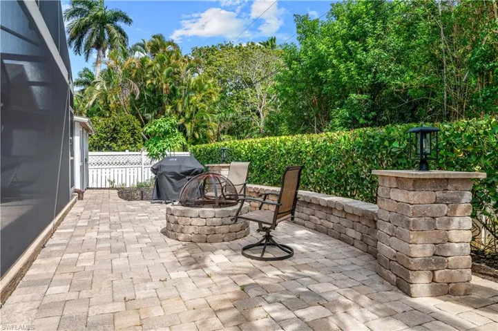 36 5th St, Bonita Springs, Florida 34134