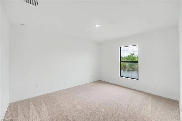 Neutral tone carpet flooring