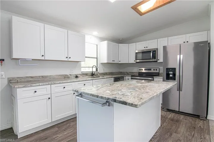 2425 Zoysia Ln, North Fort Myers, Florida 33917