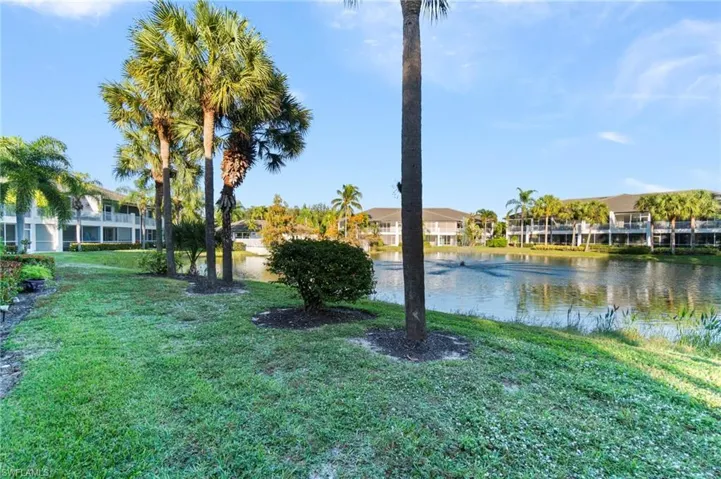 2110  Cay Lagoon  DR, Naples, FL 34109