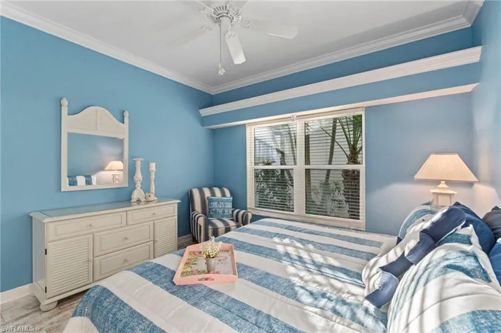 2110  Cay Lagoon  DR, Naples, FL 34109