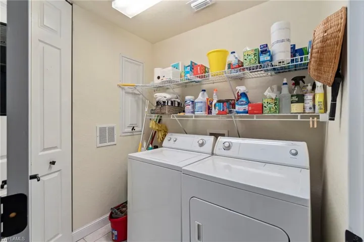 2110  Cay Lagoon  DR, Naples, FL 34109