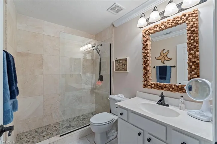 2110  Cay Lagoon  DR, Naples, FL 34109