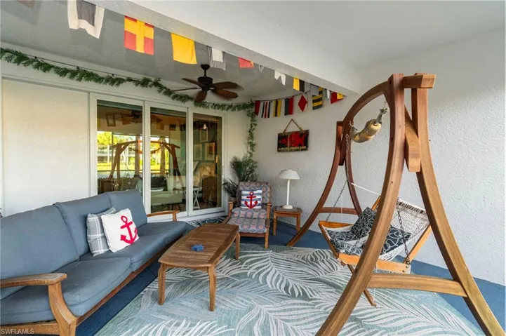 2110  Cay Lagoon  DR, Naples, FL 34109