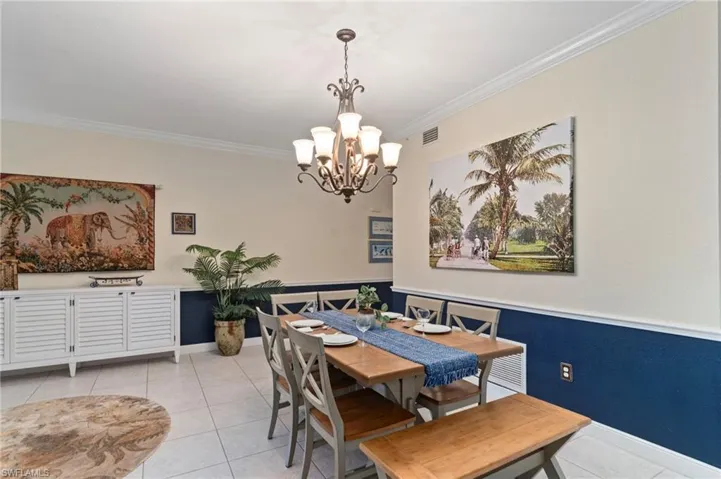 2110  Cay Lagoon  DR, Naples, FL 34109