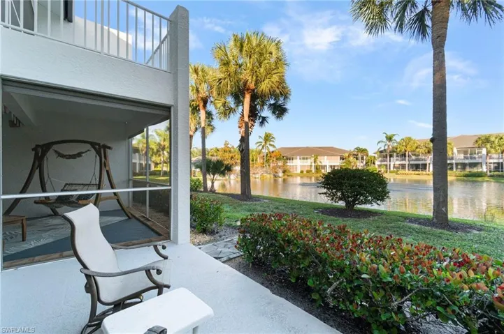 2110  Cay Lagoon  DR, Naples, FL 34109