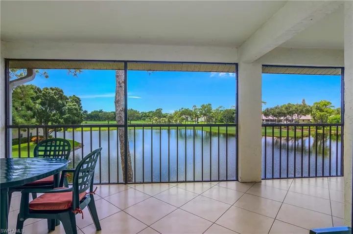 460 Fox Haven Dr 1302, Naples, Florida 34104