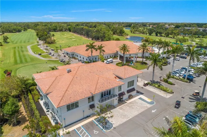 460 Fox Haven Dr 1302, Naples, Florida 34104