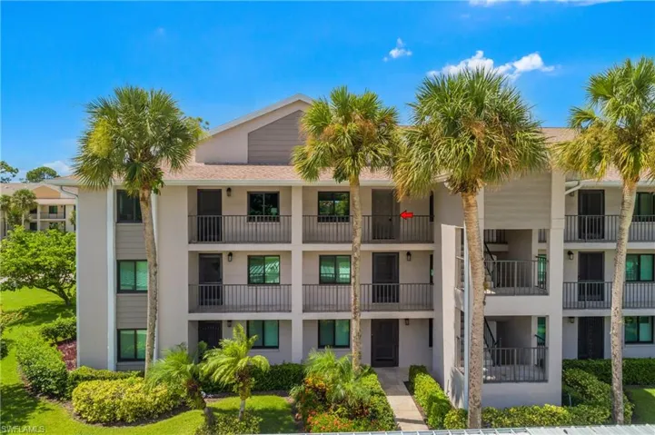 460 Fox Haven Dr 1302, Naples, Florida 34104
