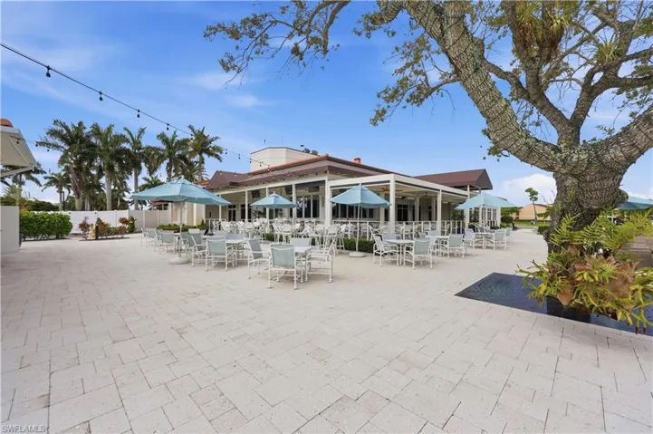 460 Fox Haven Dr 1302, Naples, Florida 34104