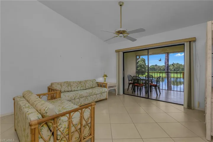 460 Fox Haven Dr 1302, Naples, Florida 34104